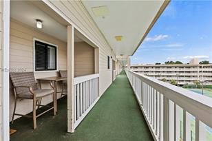 663 William Hilton Pkwy, Hilton Head Island, SC 29928 - Photo 5