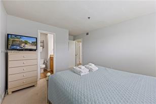 663 William Hilton Pkwy, Hilton Head Island, SC 29928 - Photo 29