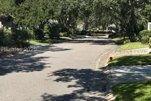20 Fairway Winds Pl, Hilton Head Island, SC 29928 - Photo 9