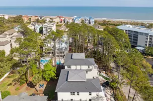 13 Bradley Cir, Hilton Head Island, SC 29928 - Photo 35