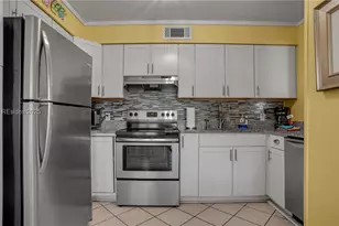 40 Folly Field Rd, Hilton Head Island, SC 29928 - Photo 9