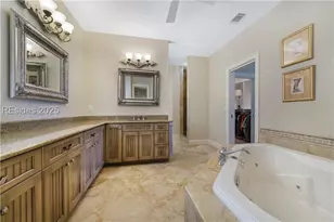 25 N Calibogue Cay Rd, Hilton Head Island, SC 29928 - Photo 23