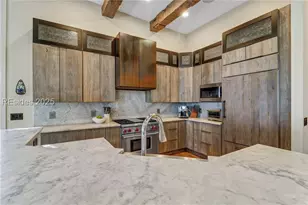 9 Bayberry Ln, Hilton Head Island, SC 29928 - Photo 25