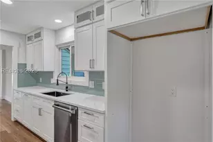 17 Bridgeport Ln, Hilton Head Island, SC 29928 - Photo 15