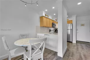 663 William Hilton Pkwy, Hilton Head Island, SC 29928 - Photo 23