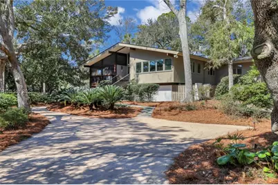 34 W Beach Lagoon Road, Hilton Head Island, SC 29928 - Photo 3