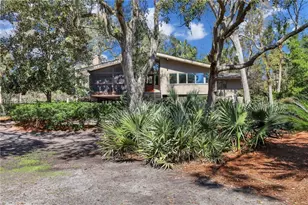 34 W Beach Lagoon Rd, Hilton Head Island, SC 29928 - Photo 5