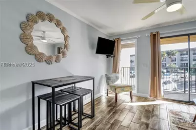 40 Folly Field Road #B142, Hilton Head Island, SC 29928 - Photo 11