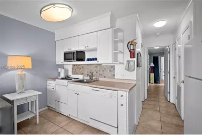 40 Folly Field Road #C340, Hilton Head Island, SC 29928 - Photo 7