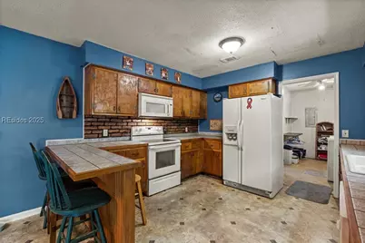 3003 Cherry Boulevard, Beaufort, SC 29902 - Photo 7