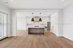 8 Silver Oak Cir, Hilton Head Island, SC 29926 - Photo 9