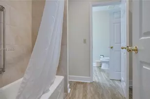14 Wimbledon Ct, Hilton Head Island, SC 29928 - Photo 17