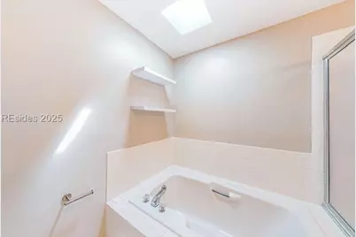 1 Gloucester Road #1804, Hilton Head Island, SC 29928 - Photo 49