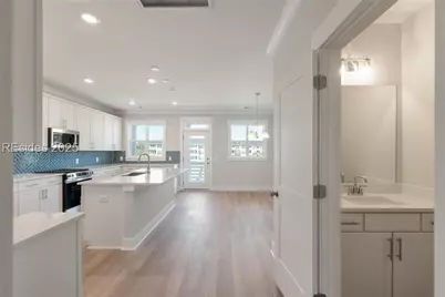 421 Parkside Commons, Bluffton, SC 29910 - Photo 9