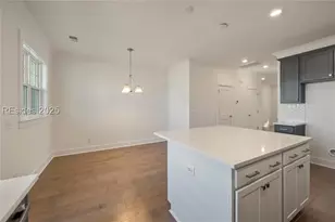 423 Parkside Commons, Bluffton, SC 29910 - Photo 11