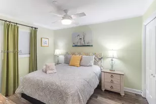 40 Folly Field Rd, Hilton Head Island, SC 29928 - Photo 17