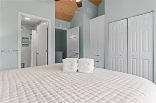 9 Tanglewood Dr, Hilton Head Island, SC 29928 - Photo 17