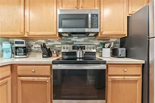 9 Tanglewood Dr, Hilton Head Island, SC 29928 - Photo 5