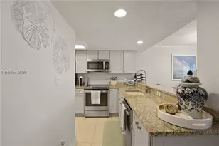 70 Paddle boat Ln, Hilton Head Island, SC 29928 - Photo 19