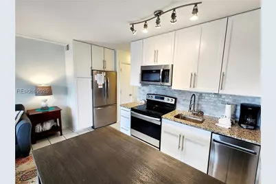 40 Folly Field Road #B223, Hilton Head Island, SC 29928 - Photo 7