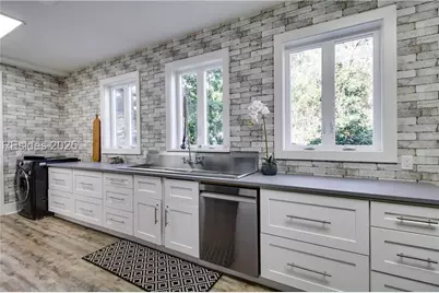 9 Mimosa St, Hilton Head Island, SC 29928 - Photo 27