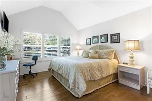 39 Lake Forest Dr, Hilton Head Island, SC 29928 - Photo 17