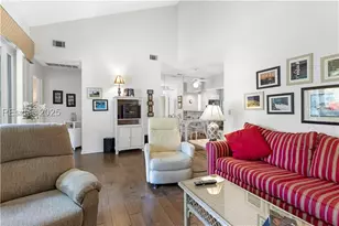 39 Lake Forest Dr, Hilton Head Island, SC 29928 - Photo 11