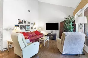 39 Lake Forest Dr, Hilton Head Island, SC 29928 - Photo 9