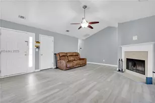 4 Wellington Dr, Bluffton, SC 29910 - Photo 15