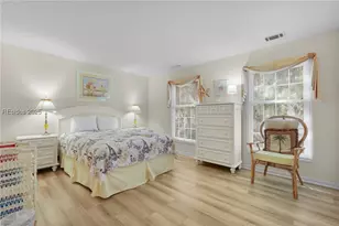 70 Shipyard Dr, Hilton Head Island, SC 29928 - Photo 23