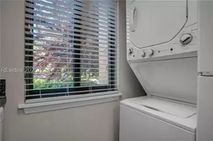 85 Folly Field Rd, Hilton Head Island, SC 29928 - Photo 9