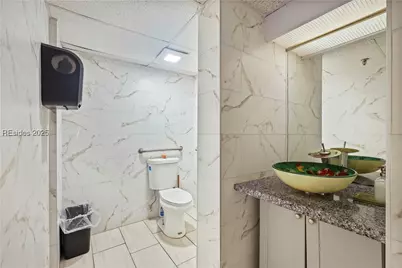 811 William Hilton Parkway, Hilton Head Island, SC 29928 - Photo 15