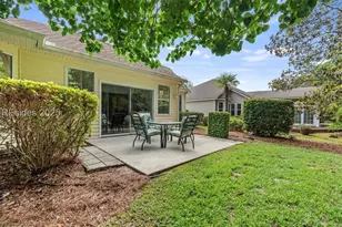 61 Hampton Cir, Bluffton, SC 29909 - Photo 3