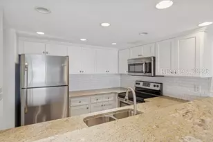 100 Helmsman Way, Hilton Head Island, SC 29928 - Photo 11