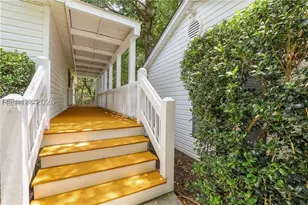 10 Chipwood Ln, Bluffton, SC 29910 - Photo 9