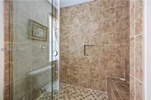 30 Valencia Dr, Hilton Head Island, SC 29928 - Photo 25