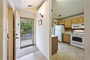 30 Valencia Dr, Hilton Head Island, SC 29928 - Photo 7