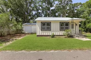 105 Jaudon St, Ridgeland, SC 29936 - Photo 1