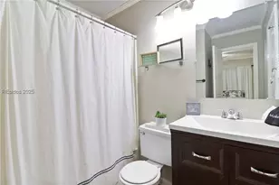 40 Folly Field Rd, Hilton Head Island, SC 29928 - Photo 31