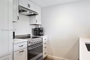 147 Lighthouse Rd, Hilton Head Island, SC 29928 - Photo 3