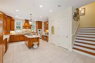 4 St Johns Pl, Hilton Head Island, SC 29928 - Photo 23