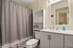 40 Folly Field Rd, Hilton Head Island, SC 29928 - Photo 33