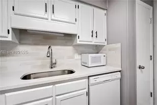 104 Cordillo Pkwy, Hilton Head Island, SC 29928 - Photo 17