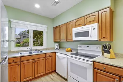 55 Barcelona Road #248B, Hilton Head Island, SC 29928 - Photo 5