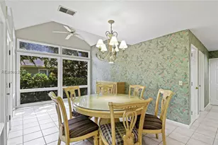 17 Dahlgren Ln, Hilton Head Island, SC 29928 - Photo 15