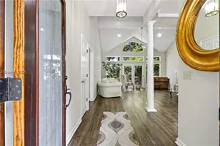 17 Dahlgren Ln, Hilton Head Island, SC 29928 - Photo 3