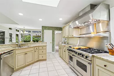 17 Dahlgren Lane, Hilton Head Island, SC 29928 - Photo 13