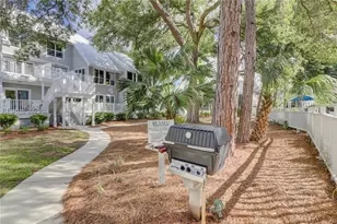 14 Wimbledon Ct, Hilton Head Island, SC 29928 - Photo 17