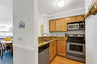 36 Deallyon Ave, Hilton Head Island, SC 29928 - Photo 5