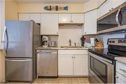 45 Folly Field Road #17H, Hilton Head Island, SC 29928 - Photo 7